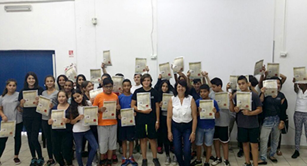חברי נבחרת צב"ח של בית הספר "אורט סינגלובסקי" בתל אביב